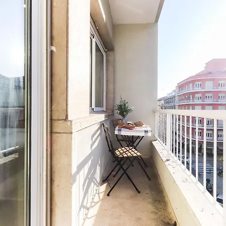 Almirante Balcony By Homing *